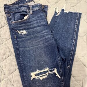 American Eagle Outfitters Distressed Blue Jeans